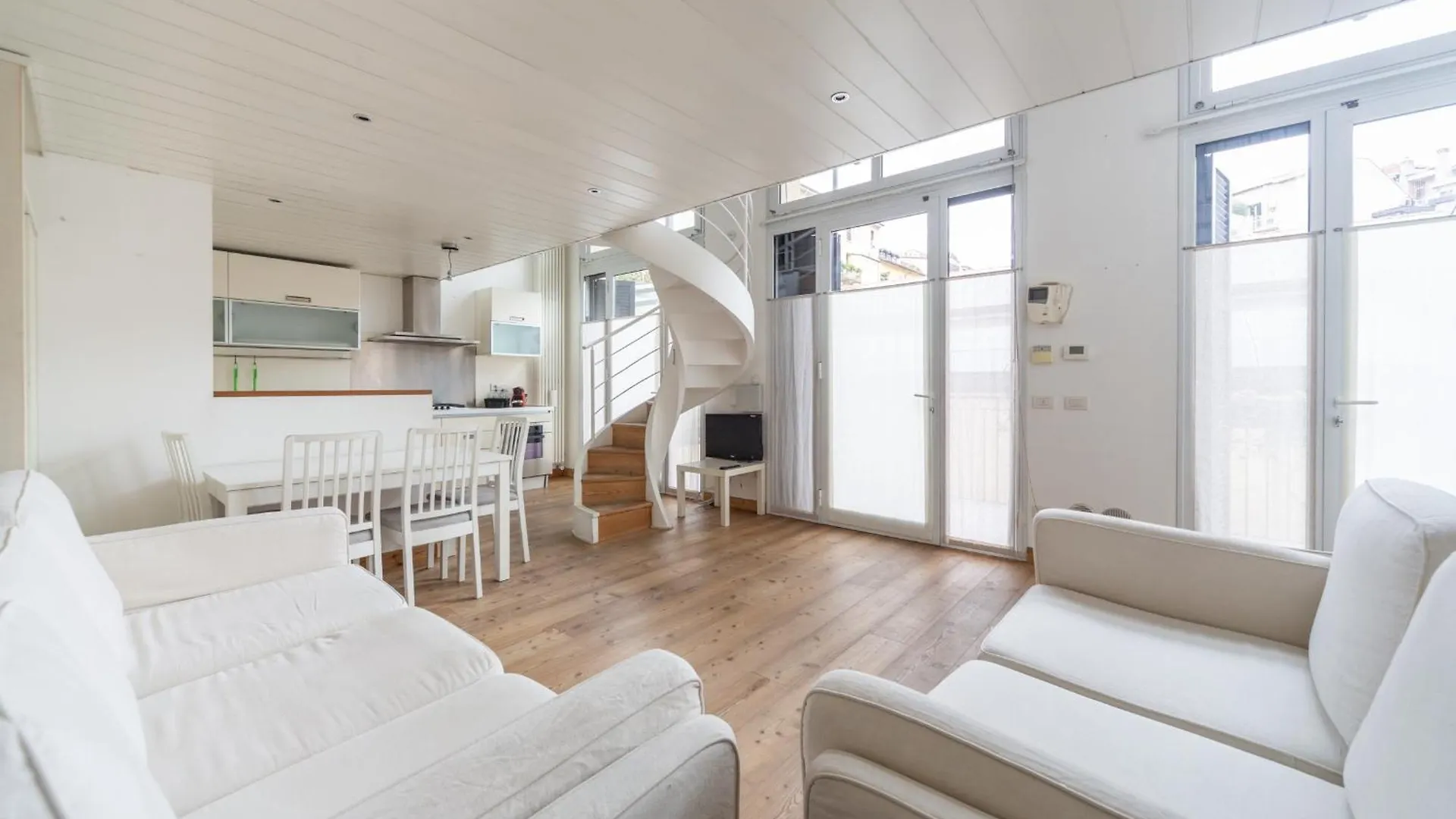 Loft Adige Milano Apartment 0*, Milan